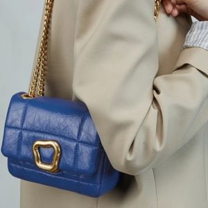 Chocolate 🍫  Mini